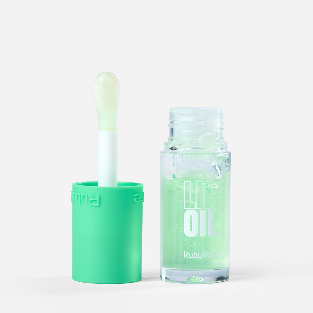 Lip Oil Ruby Rose tono manzana verde con aplicador.