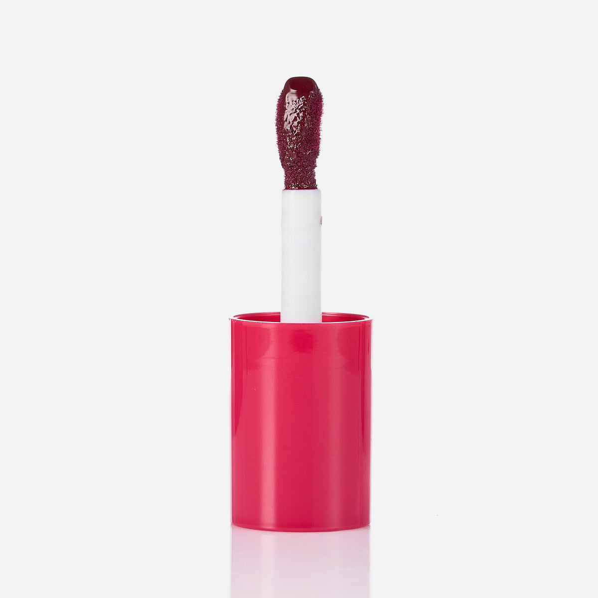 Ruby Rose Tinta En Crema Fever aplicador
